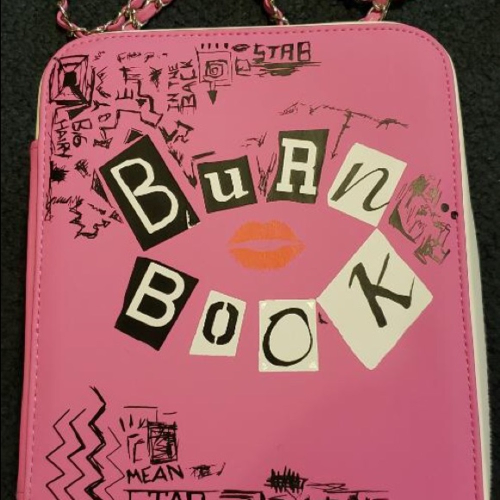 Mini burn book and mean girls brush set